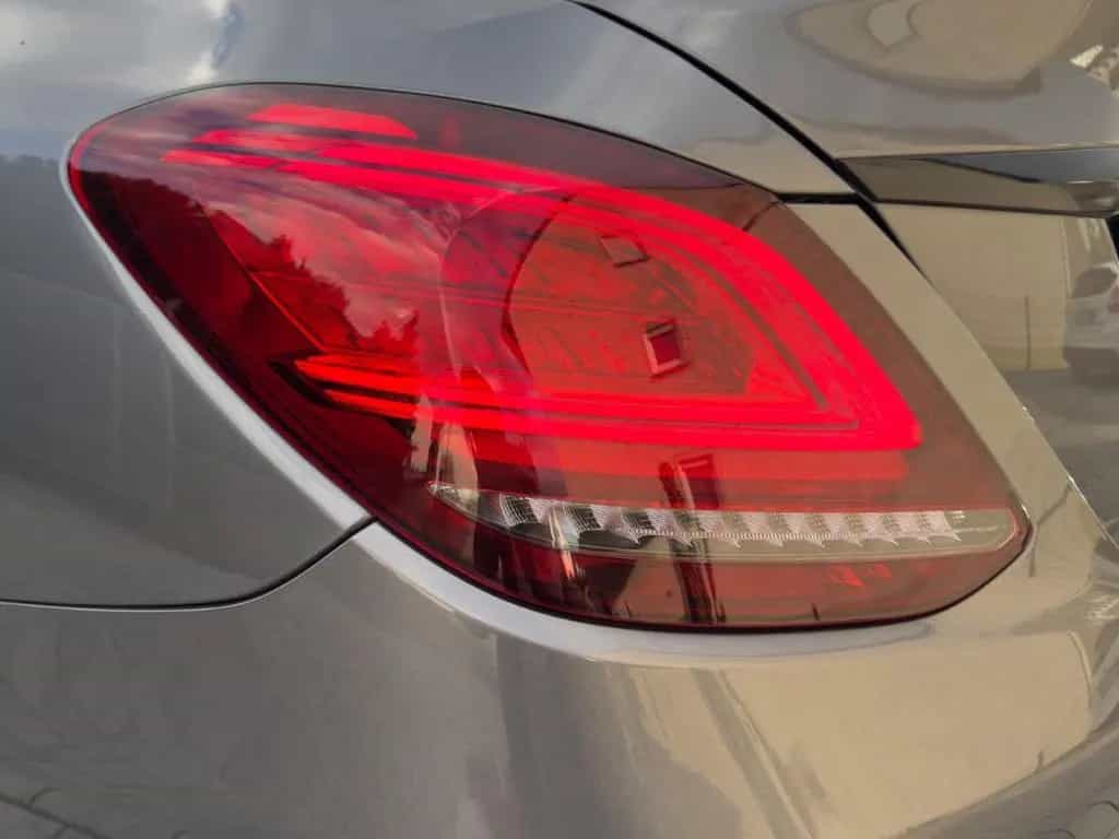 Mercedes-Benz C-Class 300 Limo. Avantgarde LED/KAMERA/NAVI/LEDER/SHZ 12/2018-photo-8