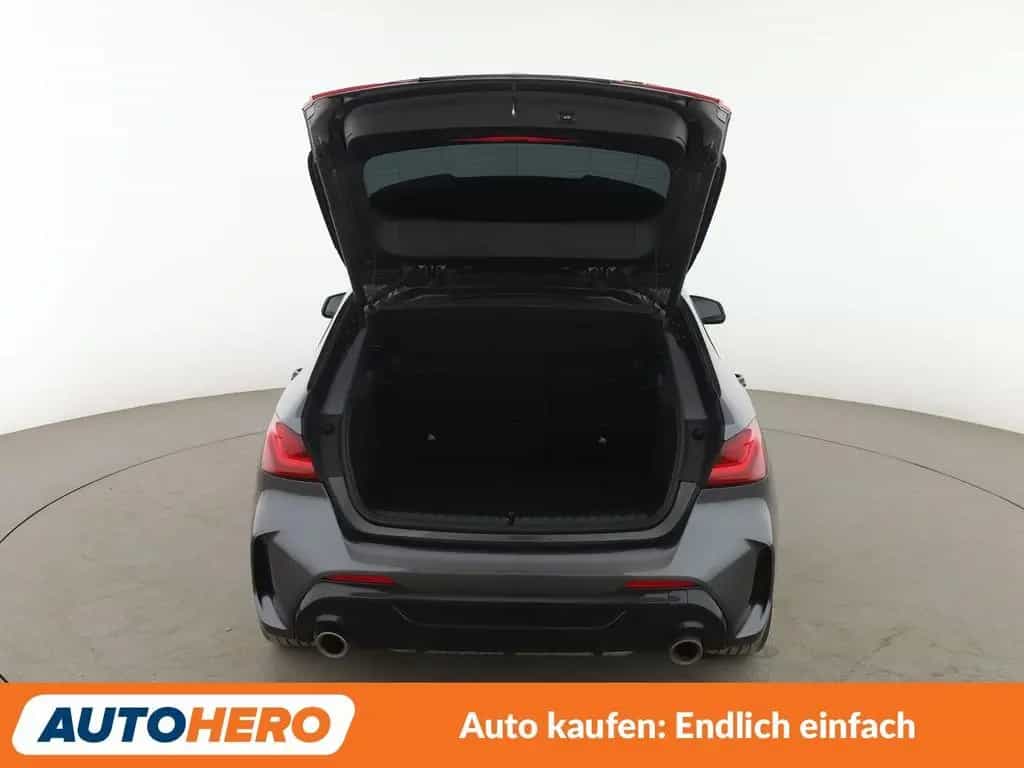 BMW 1 Series M135i xDrive Aut.*NAVI*TEMPO*SHZ*LIM*PDC* 09/2020-photo-16