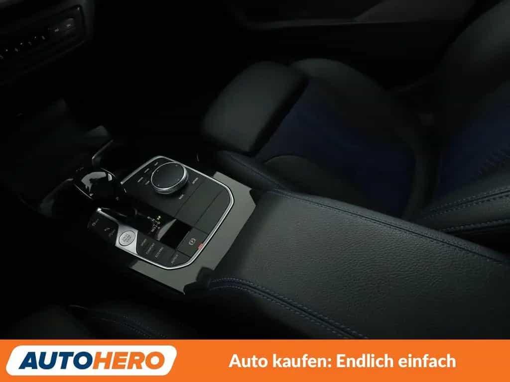 BMW 1 Series M135i xDrive Aut.*NAVI*TEMPO*SHZ*LIM*PDC* 09/2020-photo-23