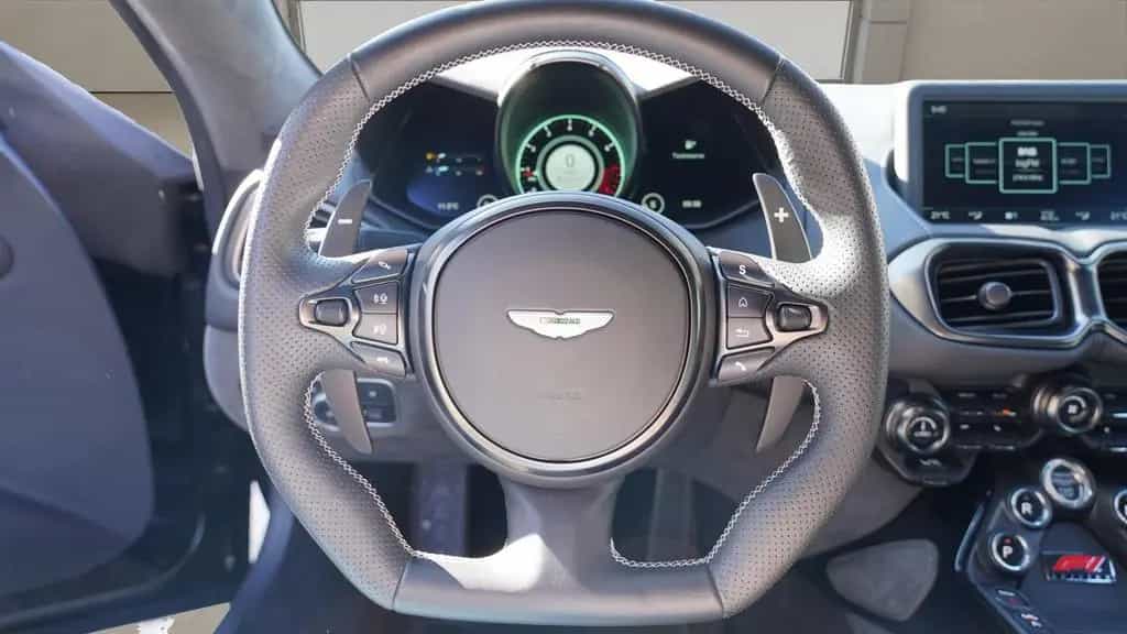 Aston Martin V8 Vantage FORMEL 1 - F1 Edition 1/899 08/2023-photo-7