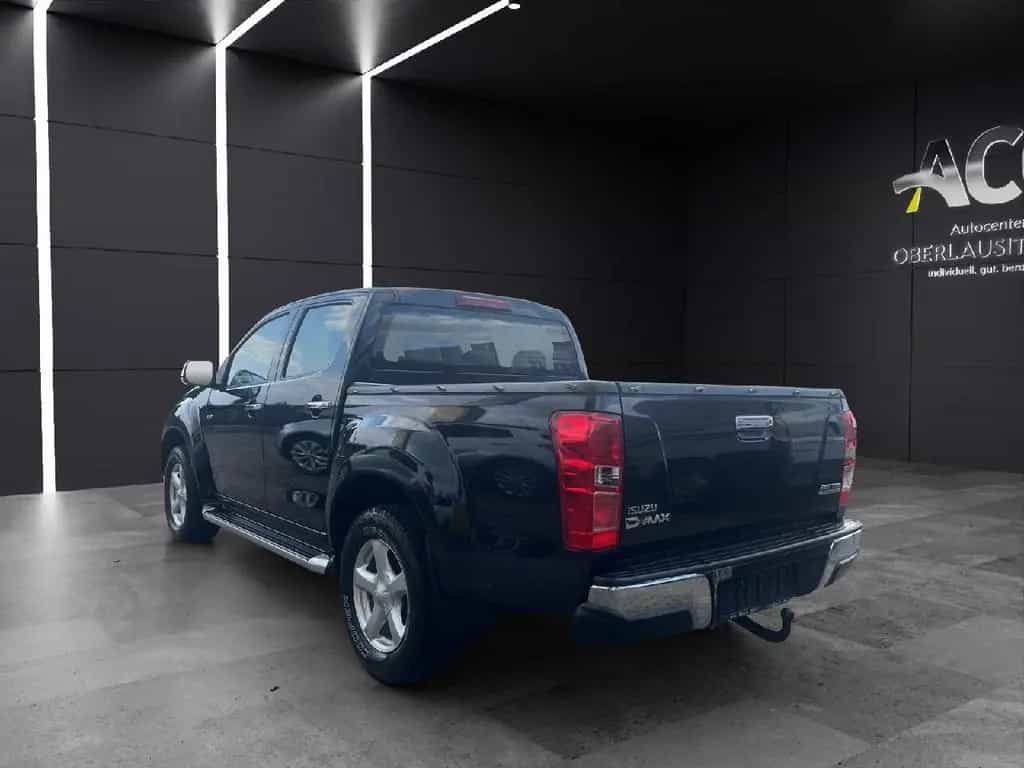 Isuzu D-Max Double Cab 4WD Premium 11/2013-photo-2