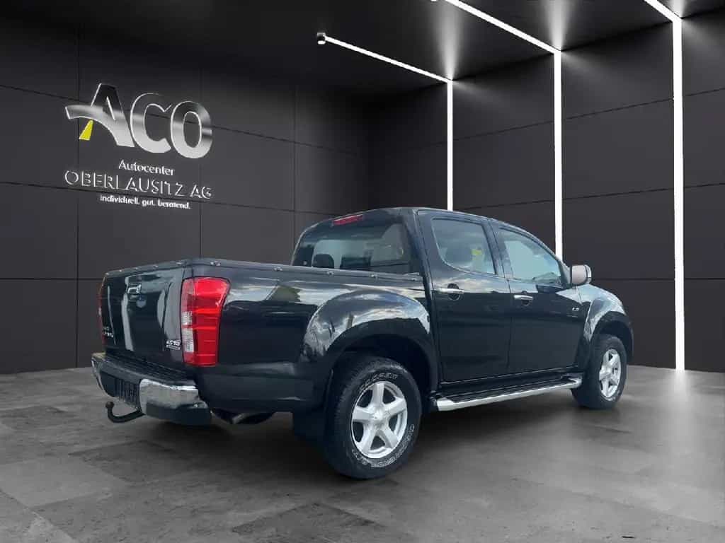 Isuzu D-Max Double Cab 4WD Premium 11/2013-photo-4