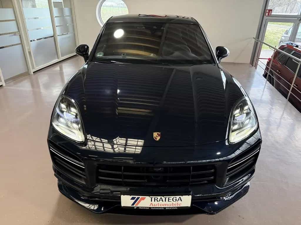 Porsche Cayenne Turbo Coupe Leichtbau-Paket Matrix InnoD 12/2019-photo-1