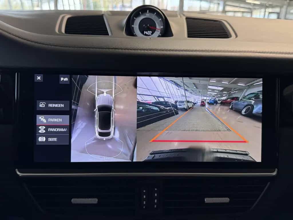 Porsche Cayenne Turbo Coupe Leichtbau-Paket Matrix InnoD 12/2019-photo-25