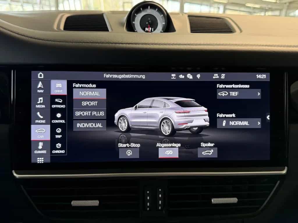 Porsche Cayenne Turbo Coupe Leichtbau-Paket Matrix InnoD 12/2019-photo-28