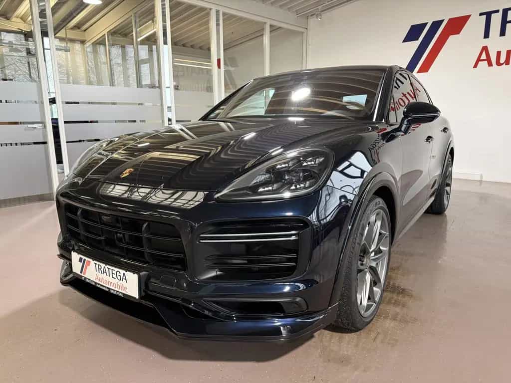 Porsche Cayenne Turbo Coupe Leichtbau-Paket Matrix InnoD 12/2019-photo-2