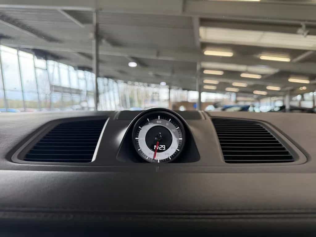 Porsche Cayenne Turbo Coupe Leichtbau-Paket Matrix InnoD 12/2019-photo-29