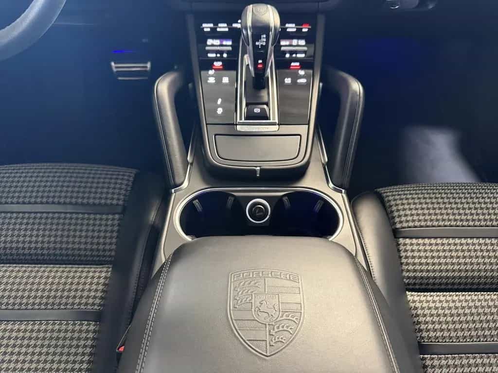 Porsche Cayenne Turbo Coupe Leichtbau-Paket Matrix InnoD 12/2019-photo-31