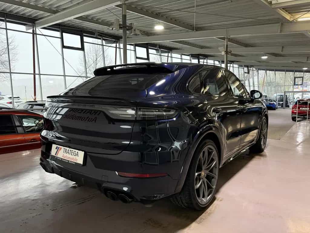 Porsche Cayenne Turbo Coupe Leichtbau-Paket Matrix InnoD 12/2019-photo-6