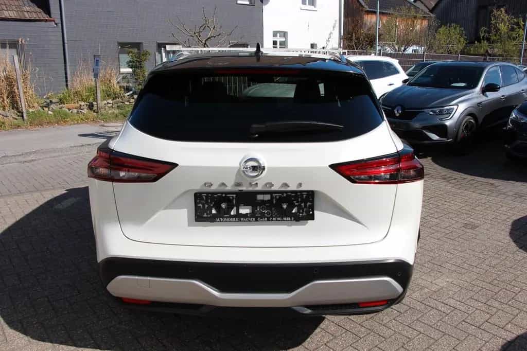 Nissan Qashqai 1.3 DIG-T N-Connecta / 23129 11/2021-photo-2