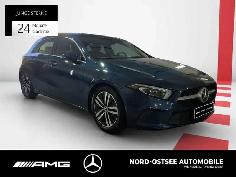 Mercedes-Benz A-Class 180 PROGRESSIVE PANO KEYLESS MEMORY LED 10/2021-photo-1