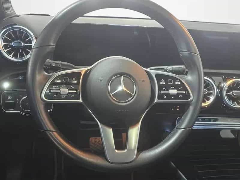 Mercedes-Benz A-Class 180 PROGRESSIVE PANO KEYLESS MEMORY LED 10/2021-photo-13