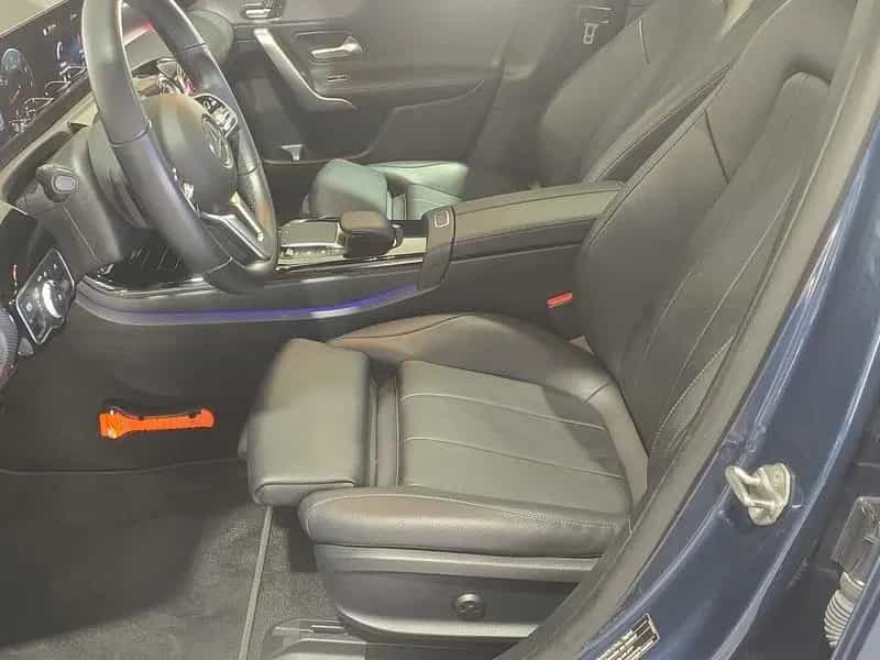 Mercedes-Benz A-Class 180 PROGRESSIVE PANO KEYLESS MEMORY LED 10/2021-photo-17