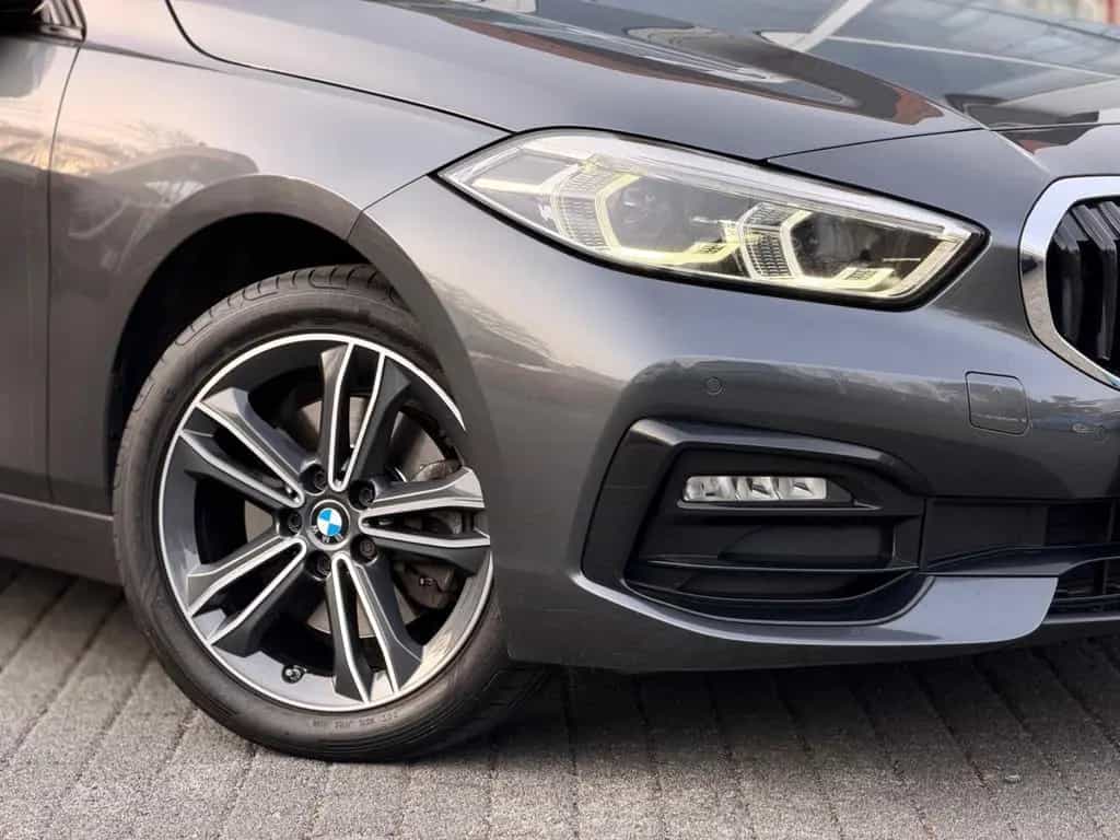 BMW 1 Series 118 i Sport Line*LED*Shz*PDC*1.Hd*Klima 10/2019-photo-1