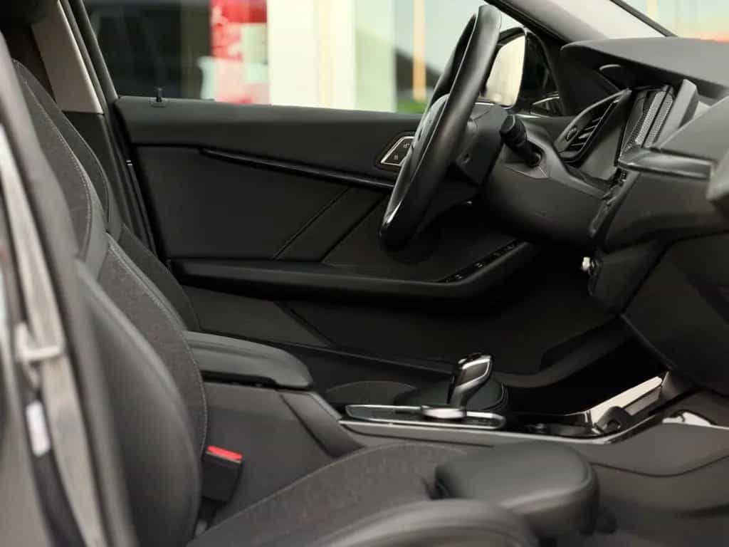 BMW 1 Series 118 i Sport Line*LED*Shz*PDC*1.Hd*Klima 10/2019-photo-13