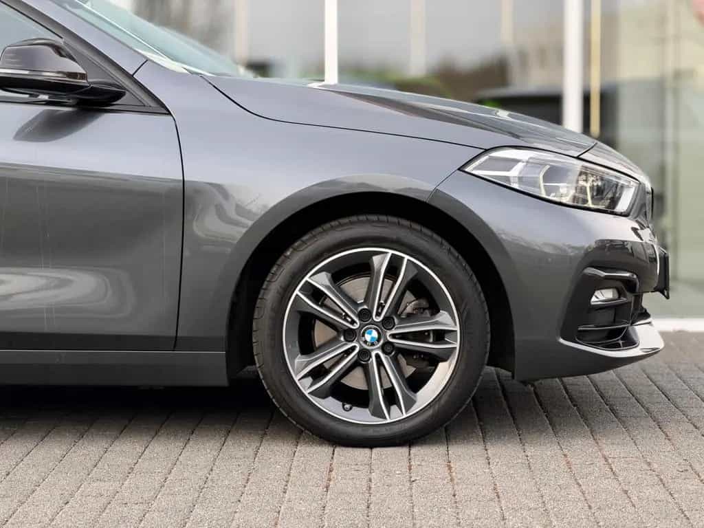 BMW 1 Series 118 i Sport Line*LED*Shz*PDC*1.Hd*Klima 10/2019-photo-26