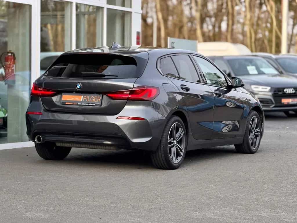 BMW 1 Series 118 i Sport Line*LED*Shz*PDC*1.Hd*Klima 10/2019-photo-3