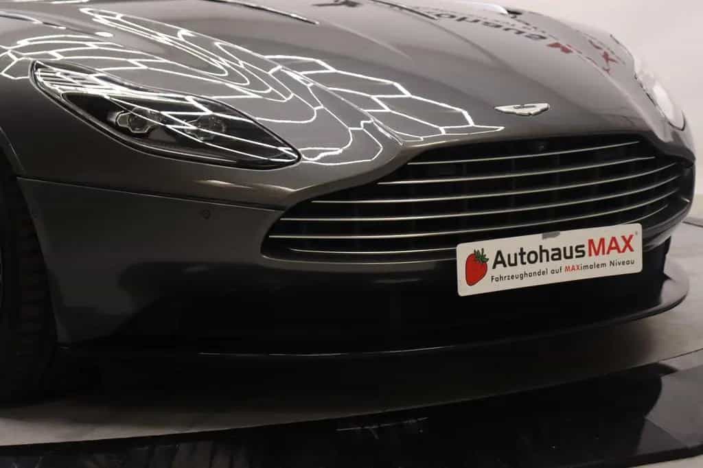 Aston Martin DB11 5.2 V12 AMR~Carbon~CEO-Edition~Memory~B&O 01/2017-photo-11