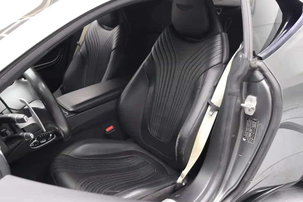 Aston Martin DB11 5.2 V12 AMR~Carbon~CEO-Edition~Memory~B&O 01/2017-photo-16