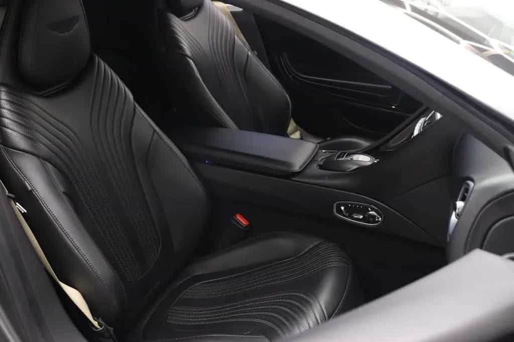 Aston Martin DB11 5.2 V12 AMR~Carbon~CEO-Edition~Memory~B&O 01/2017-photo-19