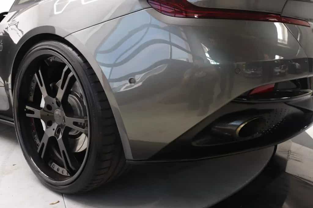 Aston Martin DB11 5.2 V12 AMR~Carbon~CEO-Edition~Memory~B&O 01/2017-photo-22