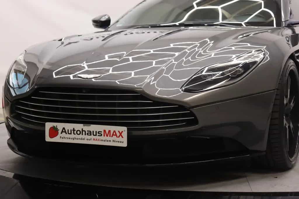 Aston Martin DB11 5.2 V12 AMR~Carbon~CEO-Edition~Memory~B&O 01/2017-photo-7