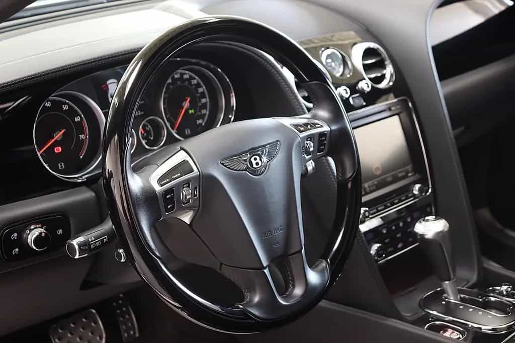 Bentley Flying Spur W12 6.0 Mulliner~ACC~SZH~SZB~4xMass. 08/2015-photo-14