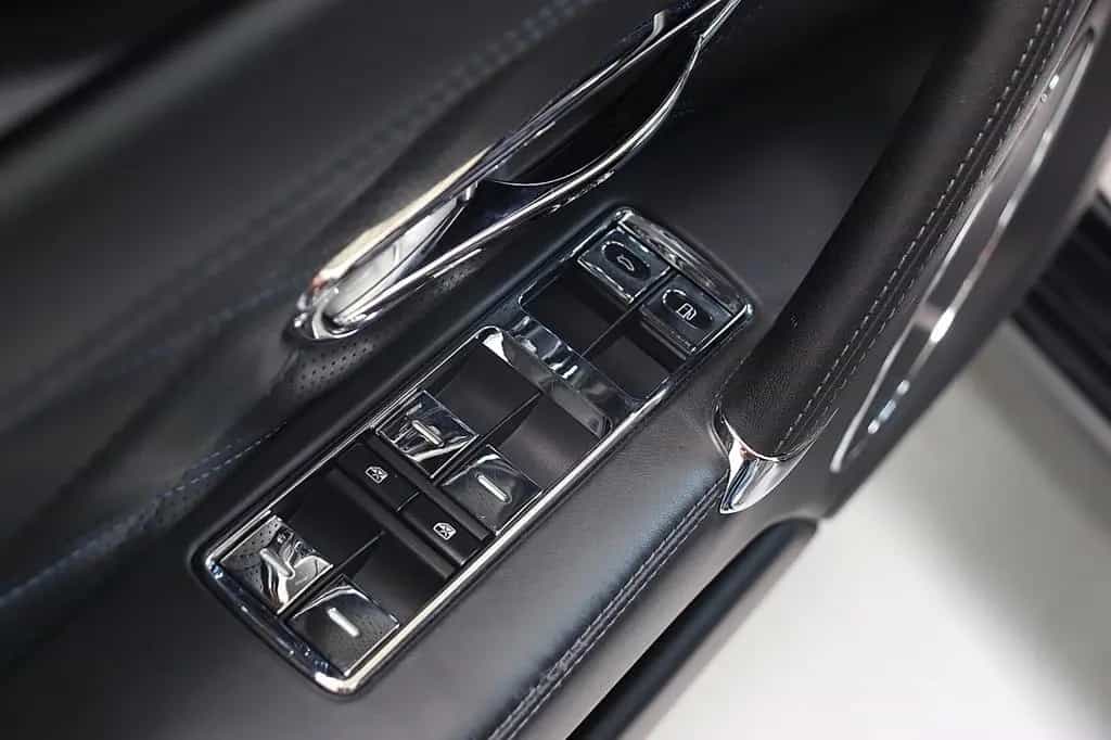 Bentley Flying Spur W12 6.0 Mulliner~ACC~SZH~SZB~4xMass. 08/2015-photo-28