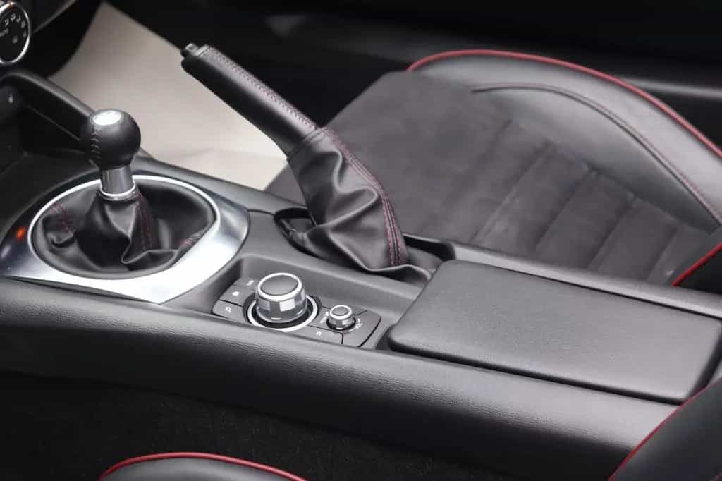 Mazda MX-5 Sports-Line RF~HardTop~BOSE~Recaro~Assisten 03/2018-photo-24