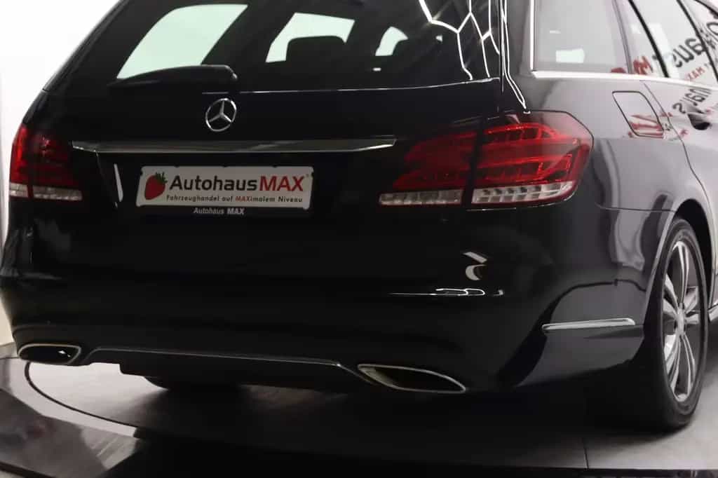Mercedes-Benz E 200 CGI BlueEfficiency Avantgarde~SZH~Kam~StHz 02/2016-photo-12