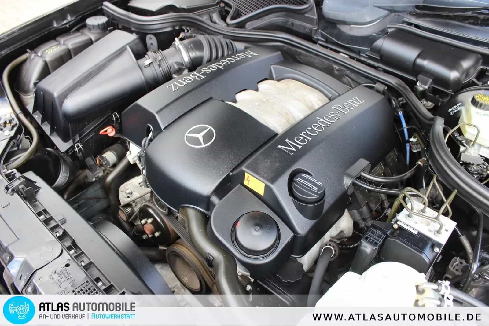 Mercedes-Benz E-Class 240 04/1999-photo-11