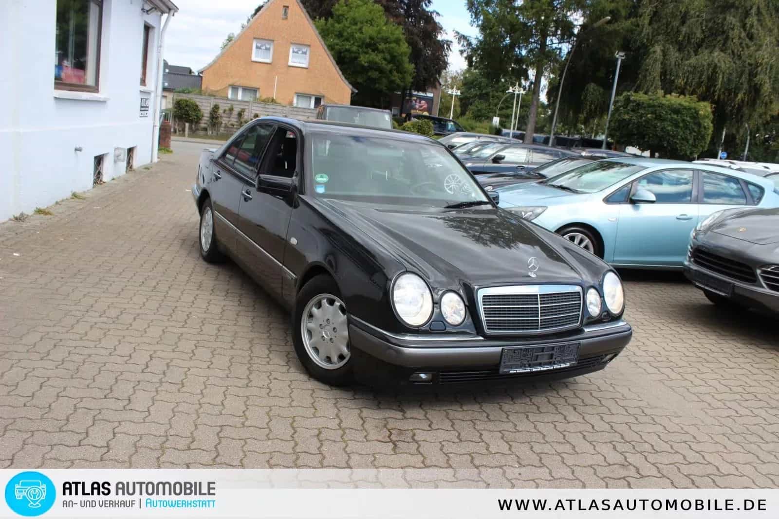 Mercedes-Benz E-Class 240 04/1999-photo-31