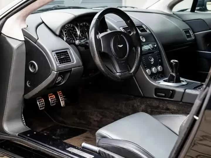 Aston Martin V8 Vantage 4.3l - Manual | Dealer maintained | 03/2006-photo-10