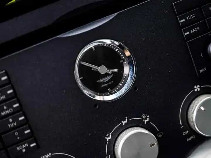 Aston Martin V8 Vantage 4.3l - Manual | Dealer maintained | 03/2006-photo-5