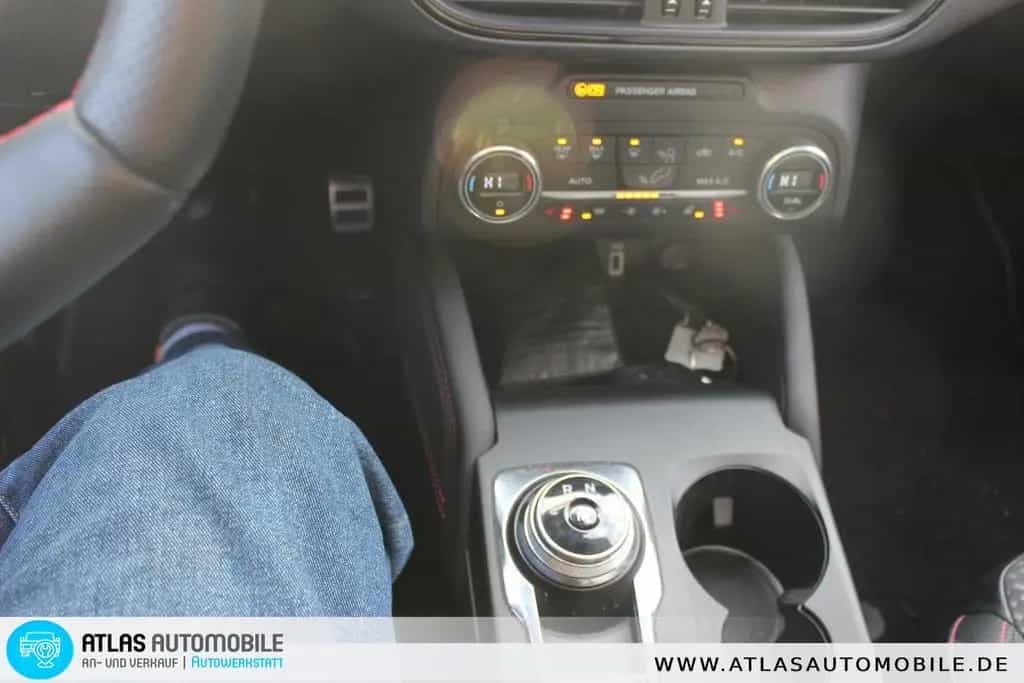 Ford Focus ST-Line 1.5 Aut PANORAMA=LEDER=HUD=LED=NAV 06/2020-photo-8