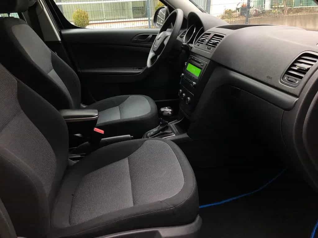 Skoda Yeti Active Plus Edition DSG PDC Klima Tempomat 06/2012-photo-28