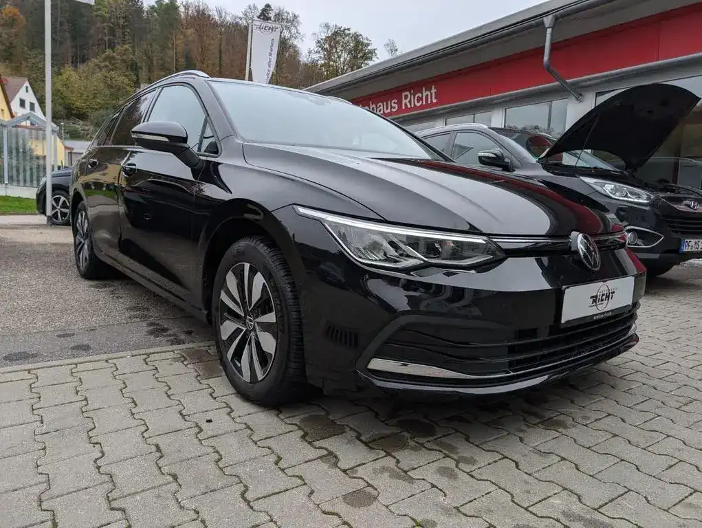 Volkswagen Golf Variant 1.5 eTSI Move DSG Navi LED LHZ ACC 01/2024-photo-2