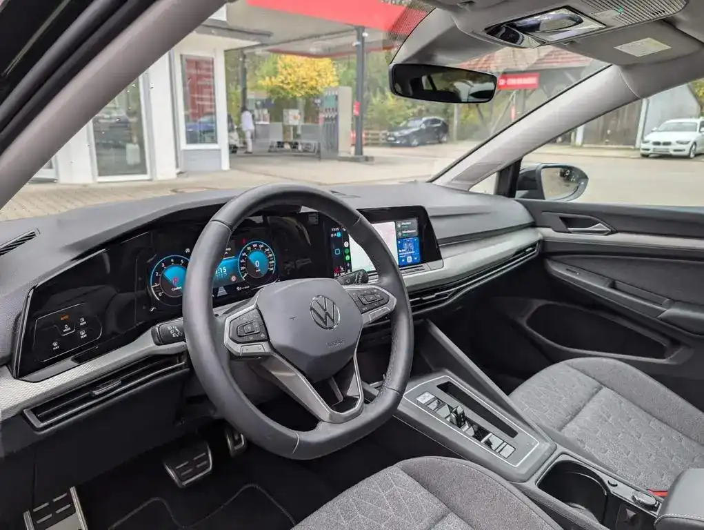 Volkswagen Golf Variant 1.5 eTSI Move DSG Navi LED LHZ ACC 01/2024-photo-5