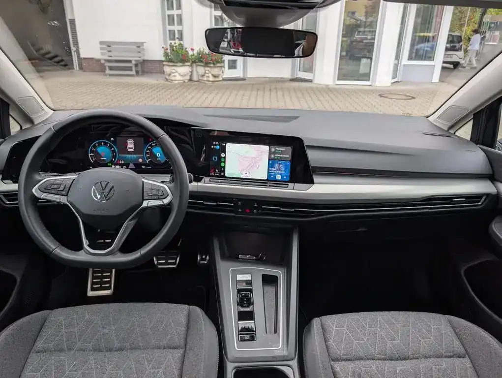 Volkswagen Golf Variant 1.5 eTSI Move DSG Navi LED LHZ ACC 01/2024-photo-6