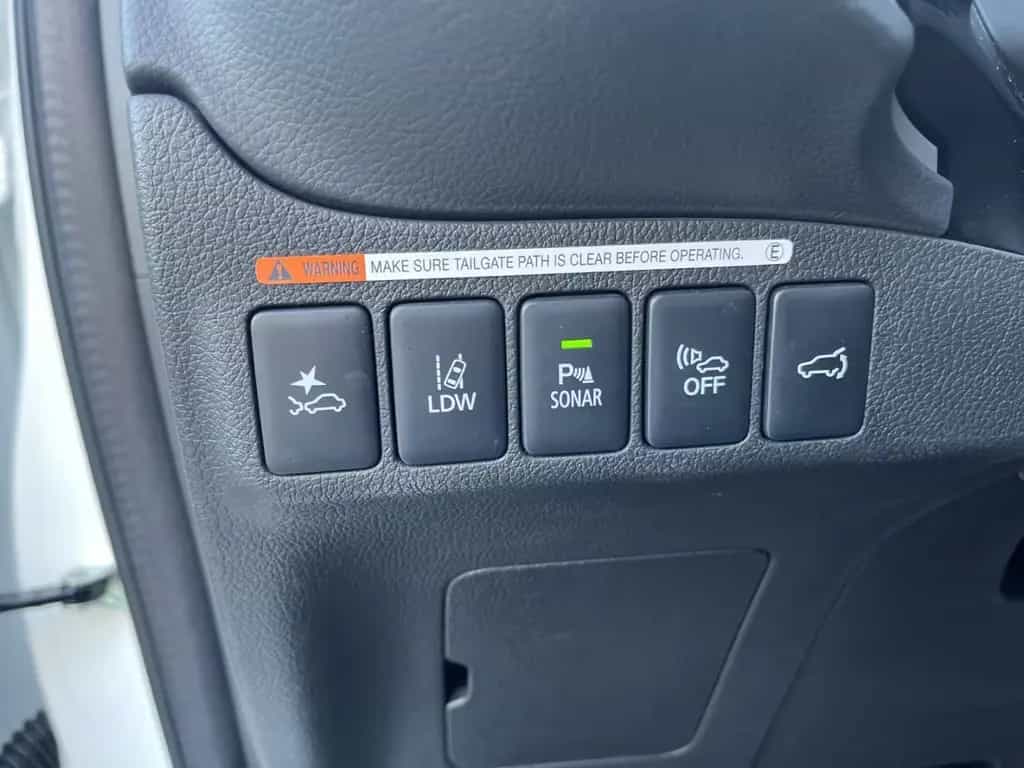 Mitsubishi Outlander PHEV 4WD TOP m. Fahrassistenz-Paket 08/2018-photo-16