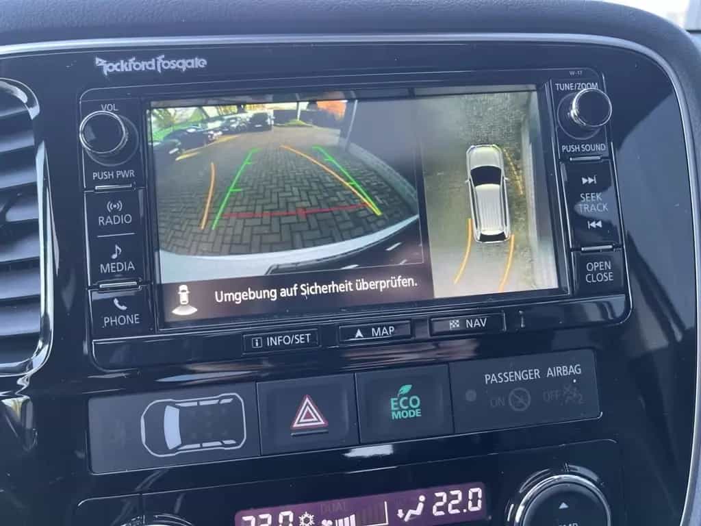 Mitsubishi Outlander PHEV 4WD TOP m. Fahrassistenz-Paket 08/2018-photo-17
