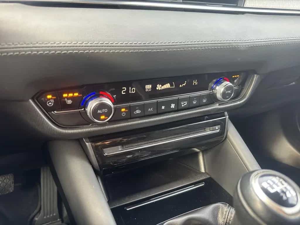 Mazda 6 Kombi Exclusive-Line 2.0 Skyactiv-G 165 Navi 02/2019-photo-19