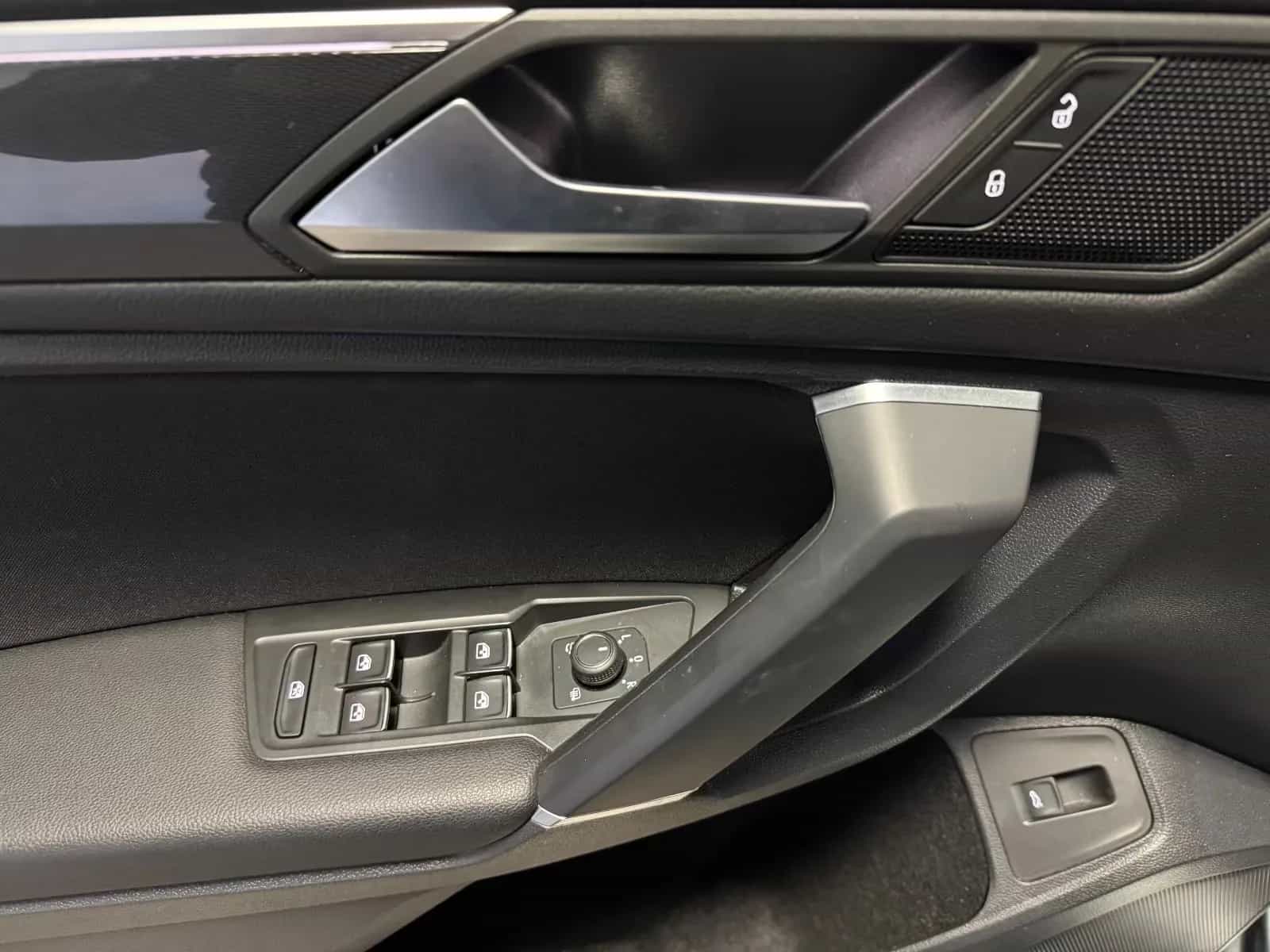 Volkswagen Tiguan Allspace 11/2020-photo-10