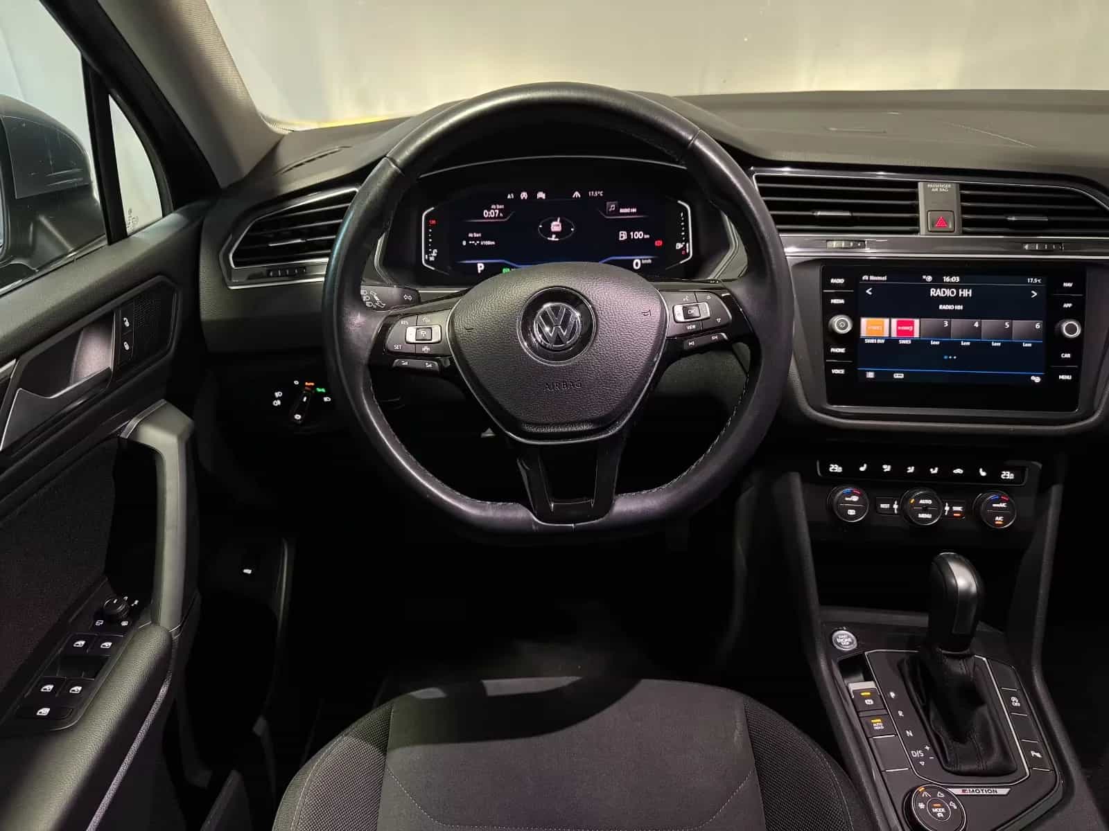Volkswagen Tiguan Allspace 11/2020-photo-12