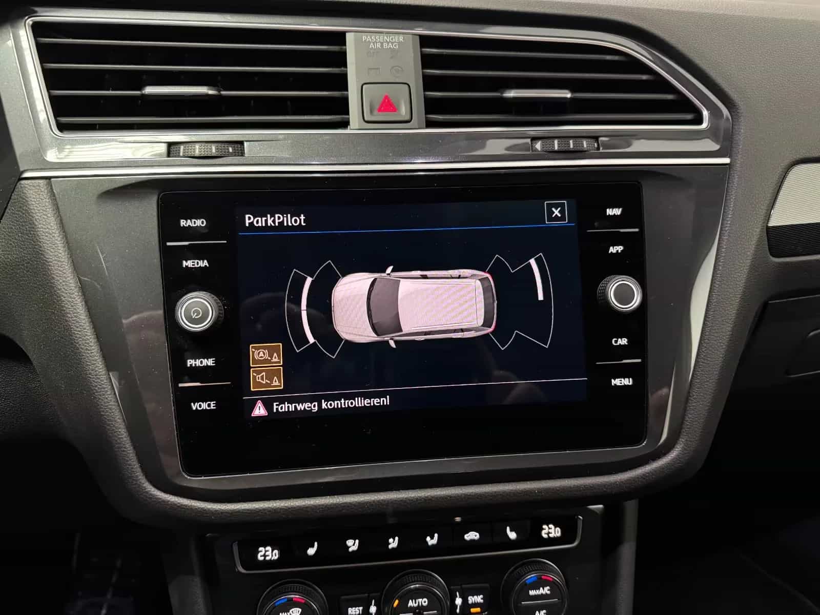 Volkswagen Tiguan Allspace 11/2020-photo-18