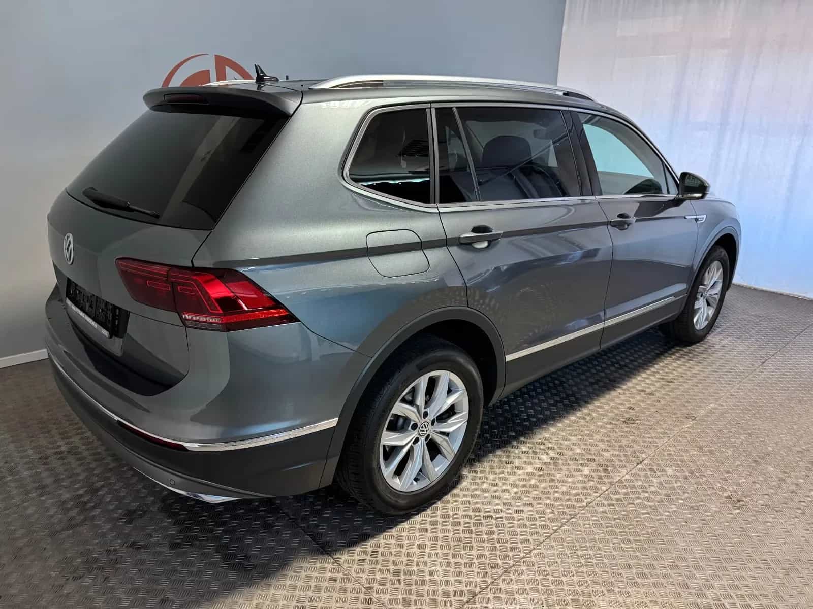 Volkswagen Tiguan Allspace 11/2020-photo-6