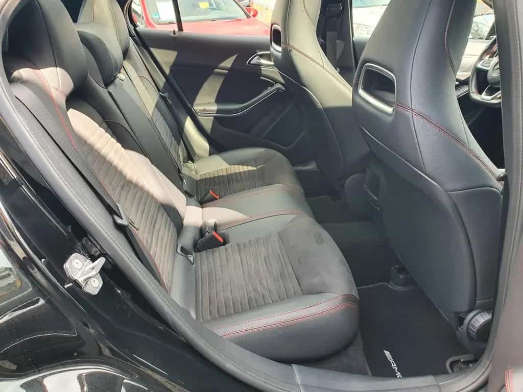 Mercedes-Benz GLA 220 4Matic AMG-Line 8fach bereift Panorama 07/2019-photo-11