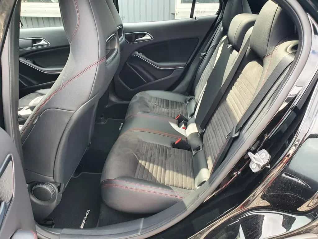 Mercedes-Benz GLA 220 4Matic AMG-Line 8fach bereift Panorama 07/2019-photo-12