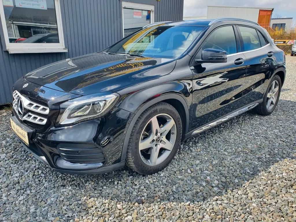 Mercedes-Benz GLA 220 4Matic AMG-Line 8fach bereift Panorama 07/2019-photo-6