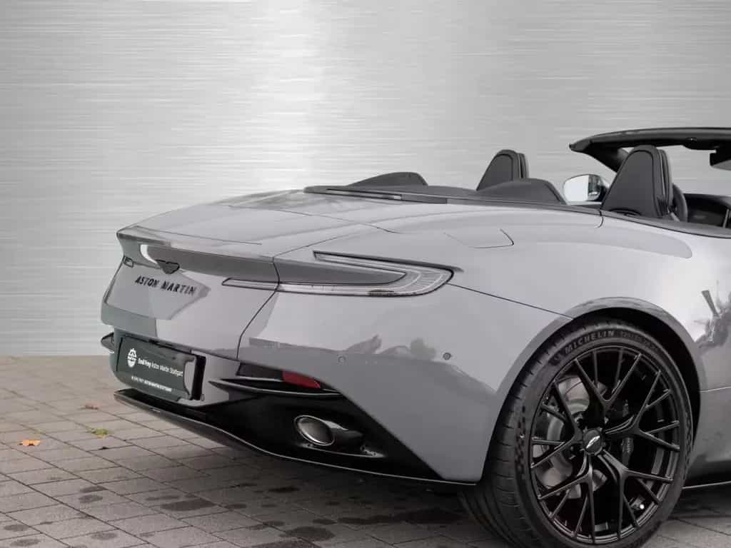 Aston Martin DB12 V8 Volante null-photo-25